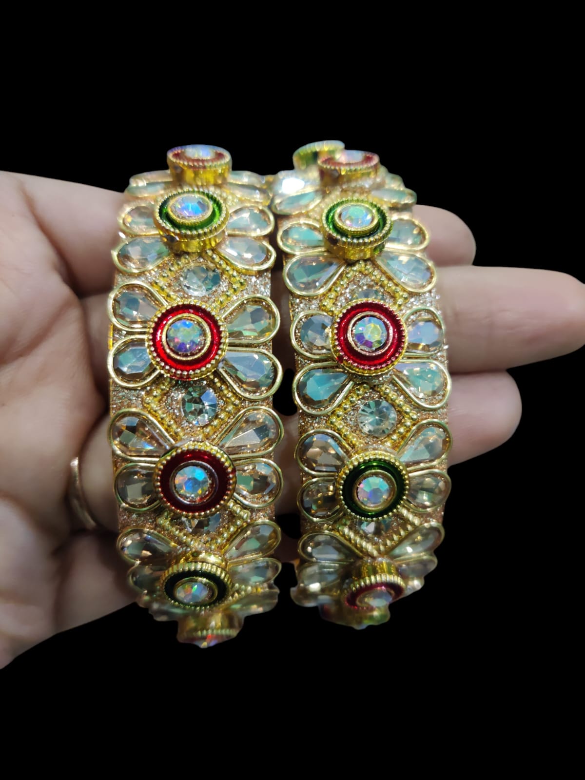 Women bangles kade